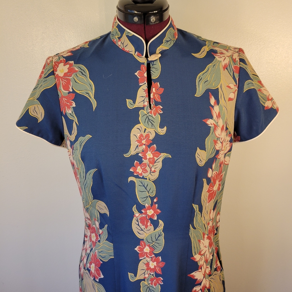 Tiki/Polynesian flower dress - Picture 6 of 17